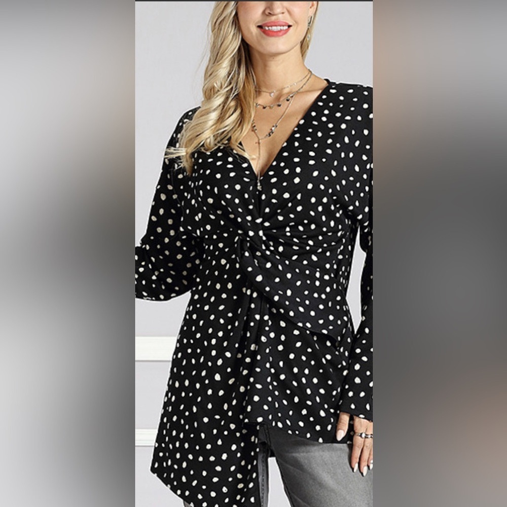 Suzanne Bertro Top Black W/White Polk a Dot Asymmetrical Long Sleeve Wrap EUC S👍
